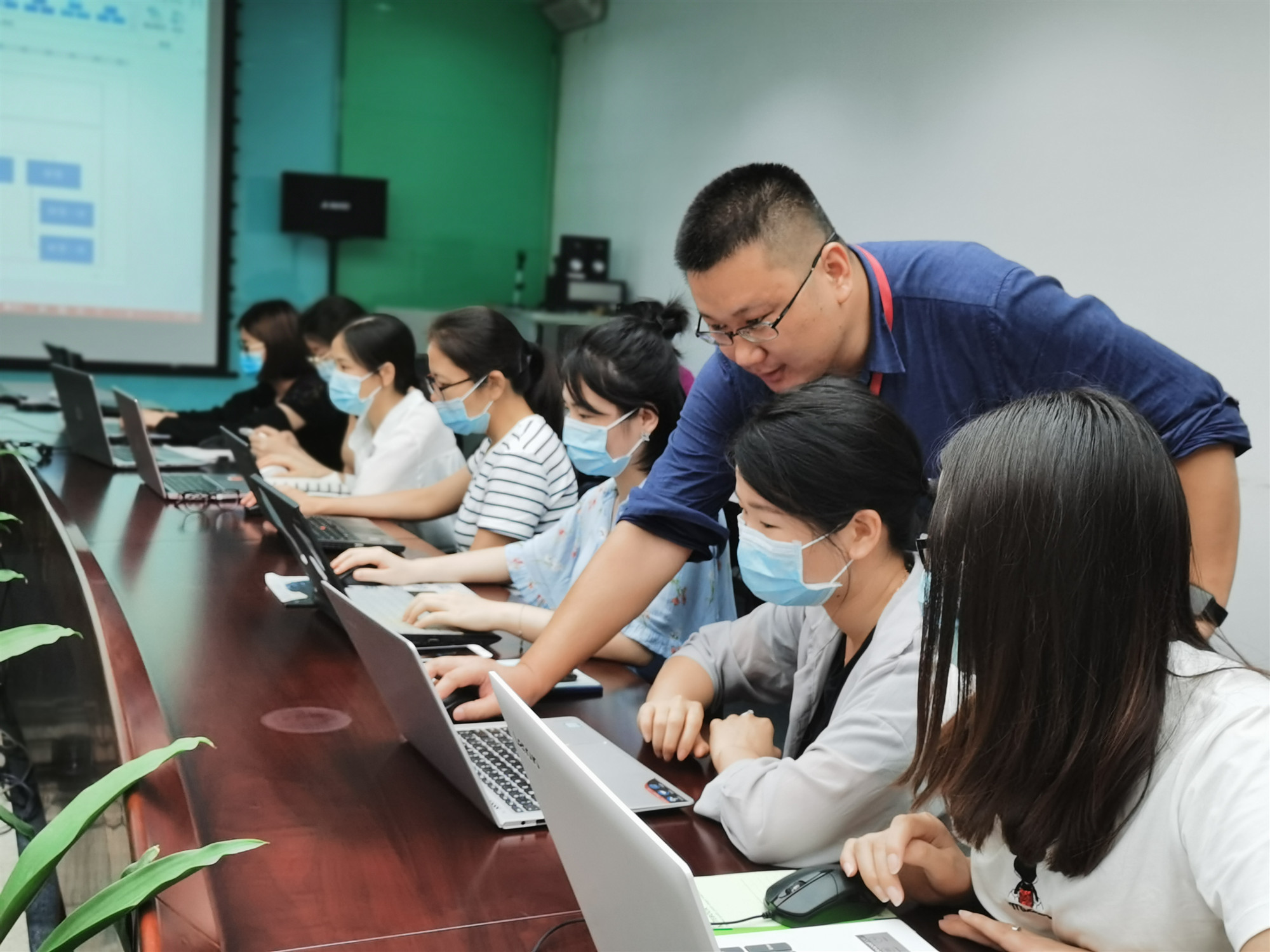 1598322814118813.jpg 走進思維導圖 激發思維潛能_副本.jpg